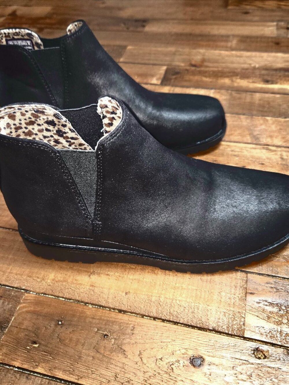 Skechers BOBS Women's Chill Wedge Sneaker Booties Black Sz 7.5 Streetwear